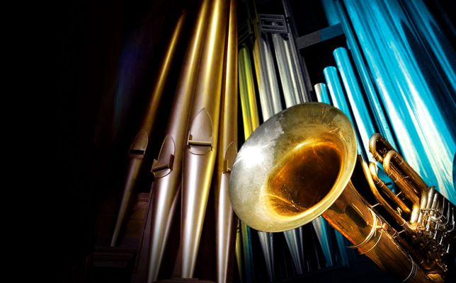 Орган и блестящая туба