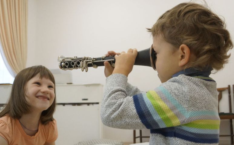 Кларнет и саксофон ("Деревянные духовые")