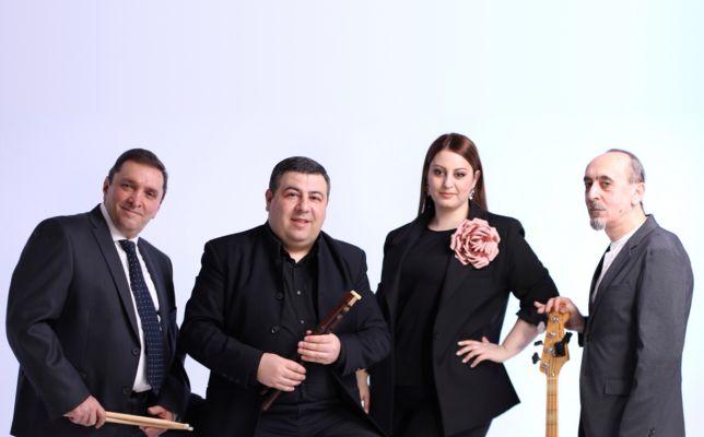 Мелодии абрикосового дерева