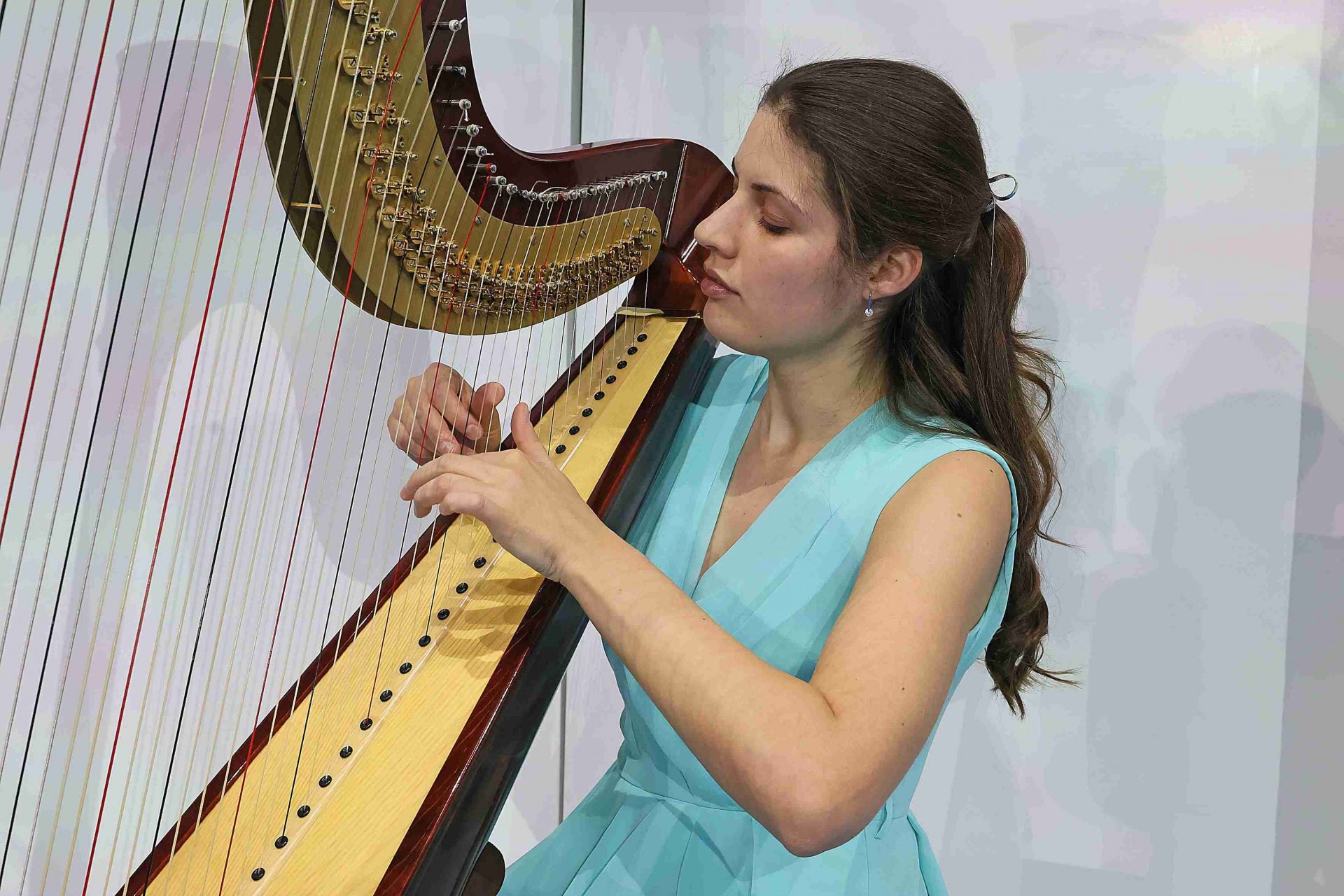 Арфовый концерт в Океанариуме Екатеринбурга