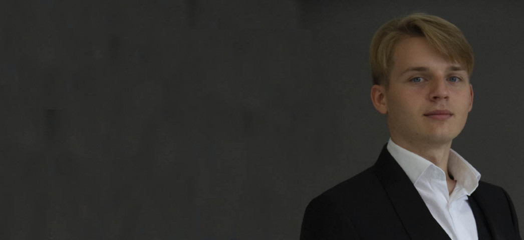 Белоглазов Максим (фортепиано)