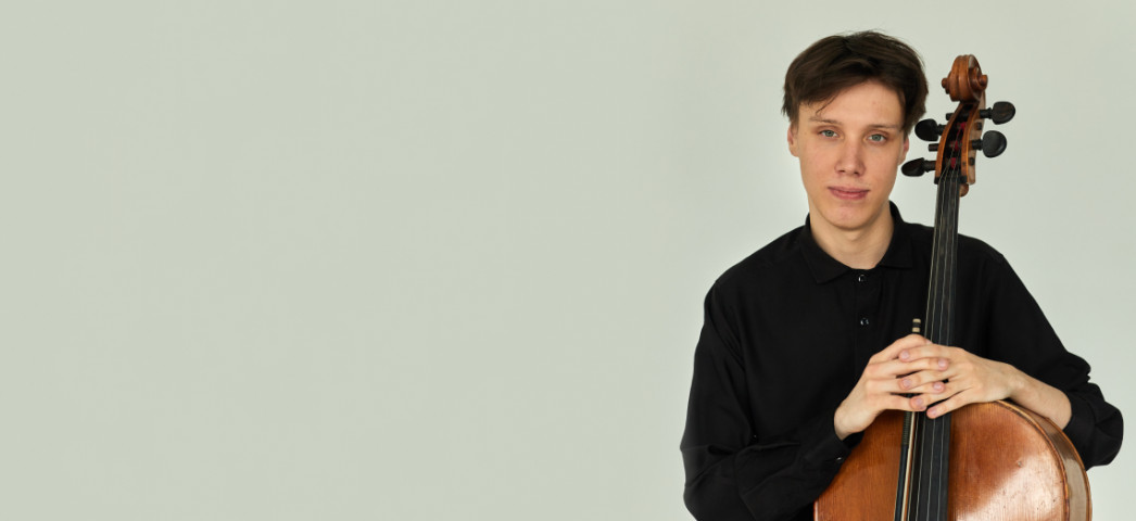 Зуев Дмитрий (виолончель)