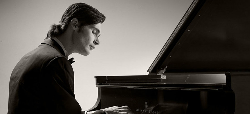 Стародубцев Евгений (фортепиано)