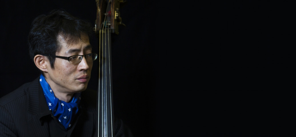 Ёси Ваки (контрабас, бас-гитара), Япония