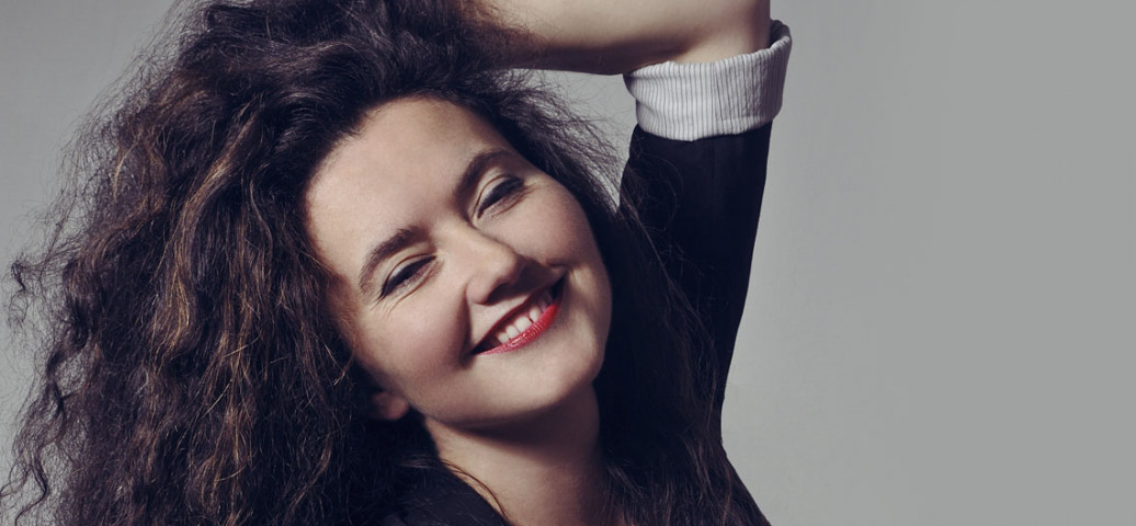 д' Устрак Стефани (меццо-сопрано)