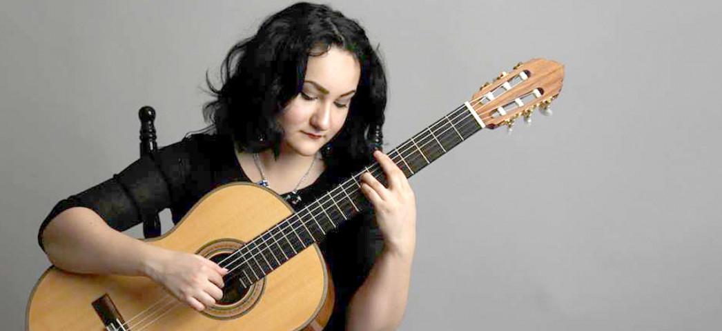 Суханова Алевтина (гитара)