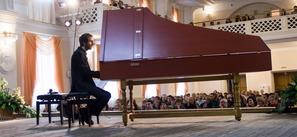 Вольфс Жюльен (клавесин), Бельгия