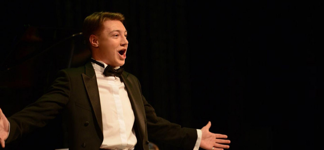 Новиков Виталий (баритон)