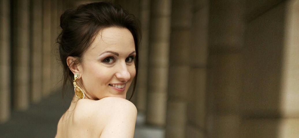 Карпеш Елена (сопрано)